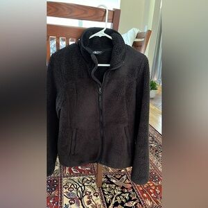 Women’s barely worn North Face fleece jacket.  Size Medium